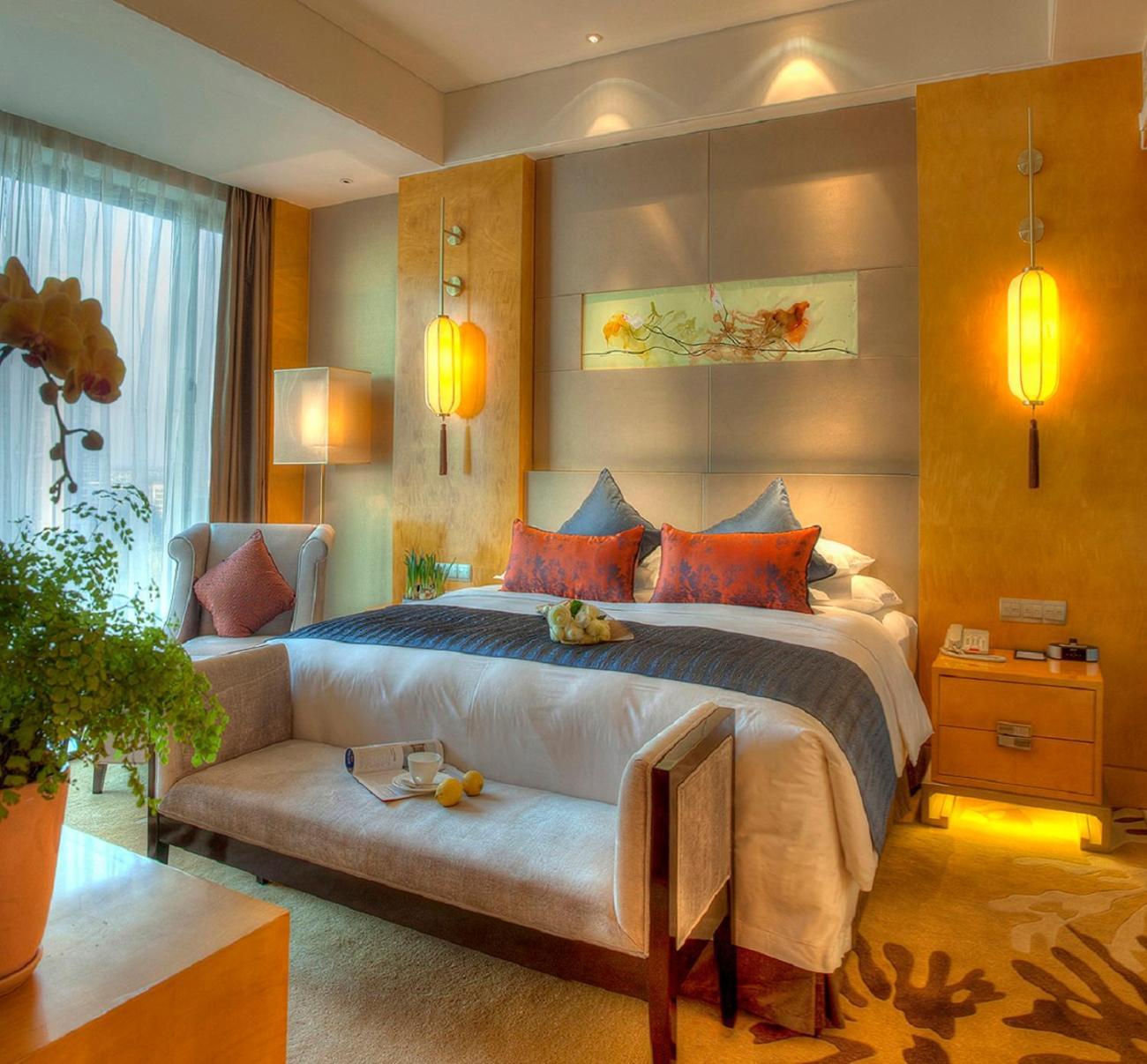Felton Grand Hotel Чънду Екстериор снимка