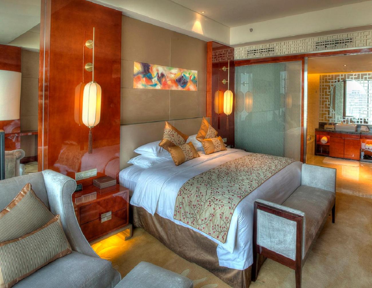 Felton Grand Hotel Чънду Екстериор снимка