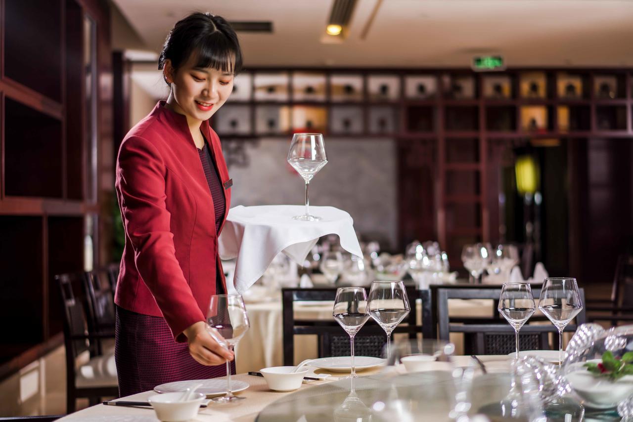 Felton Grand Hotel Чънду Екстериор снимка