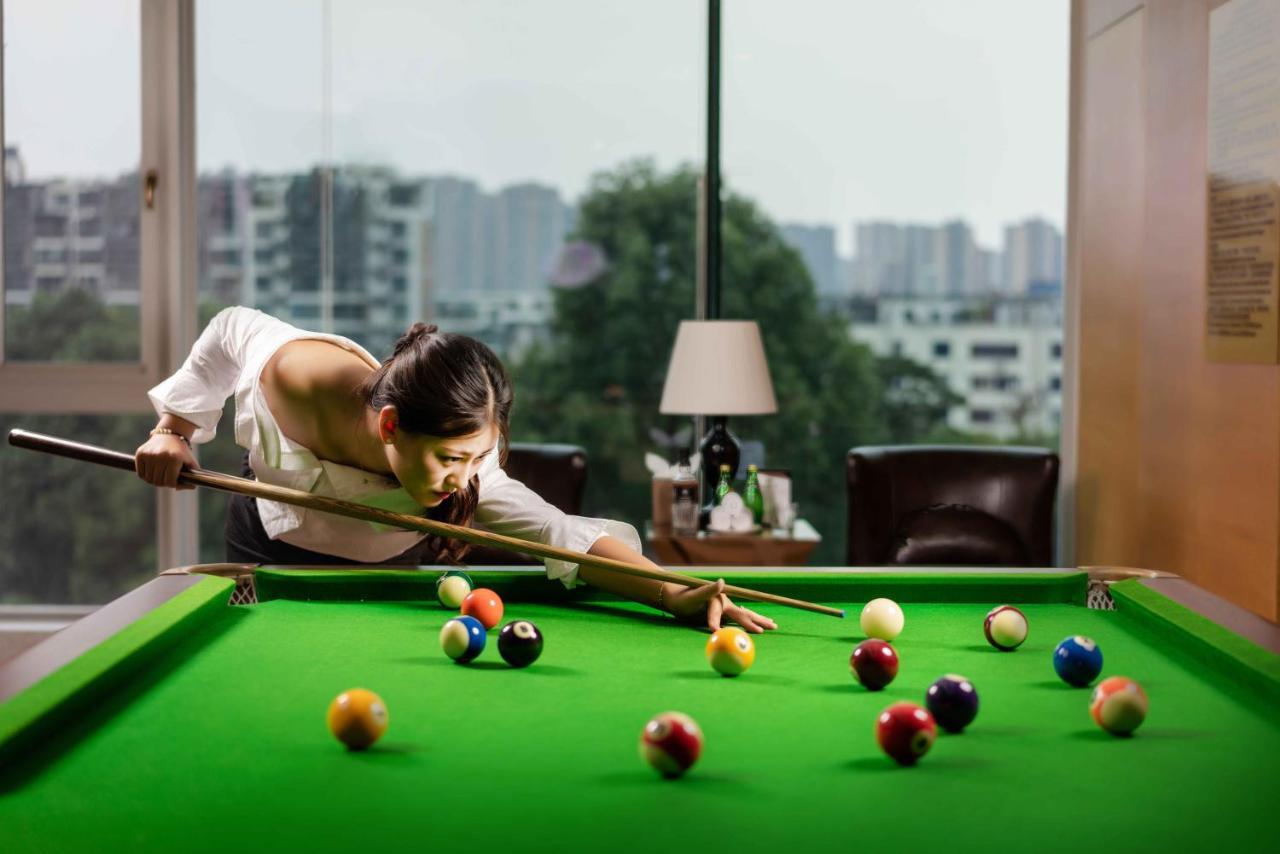 Felton Grand Hotel Чънду Екстериор снимка